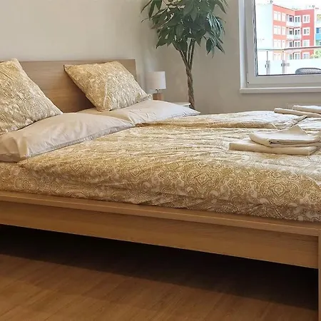 Apartment Luxury 2 Nr4 By Bratislavatrip *